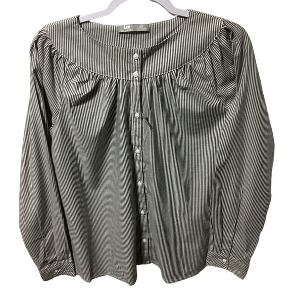 Lee Riders Ladie’s Button Up Top NWT Size M. Gray and White Striped - Picture 1 of 9
